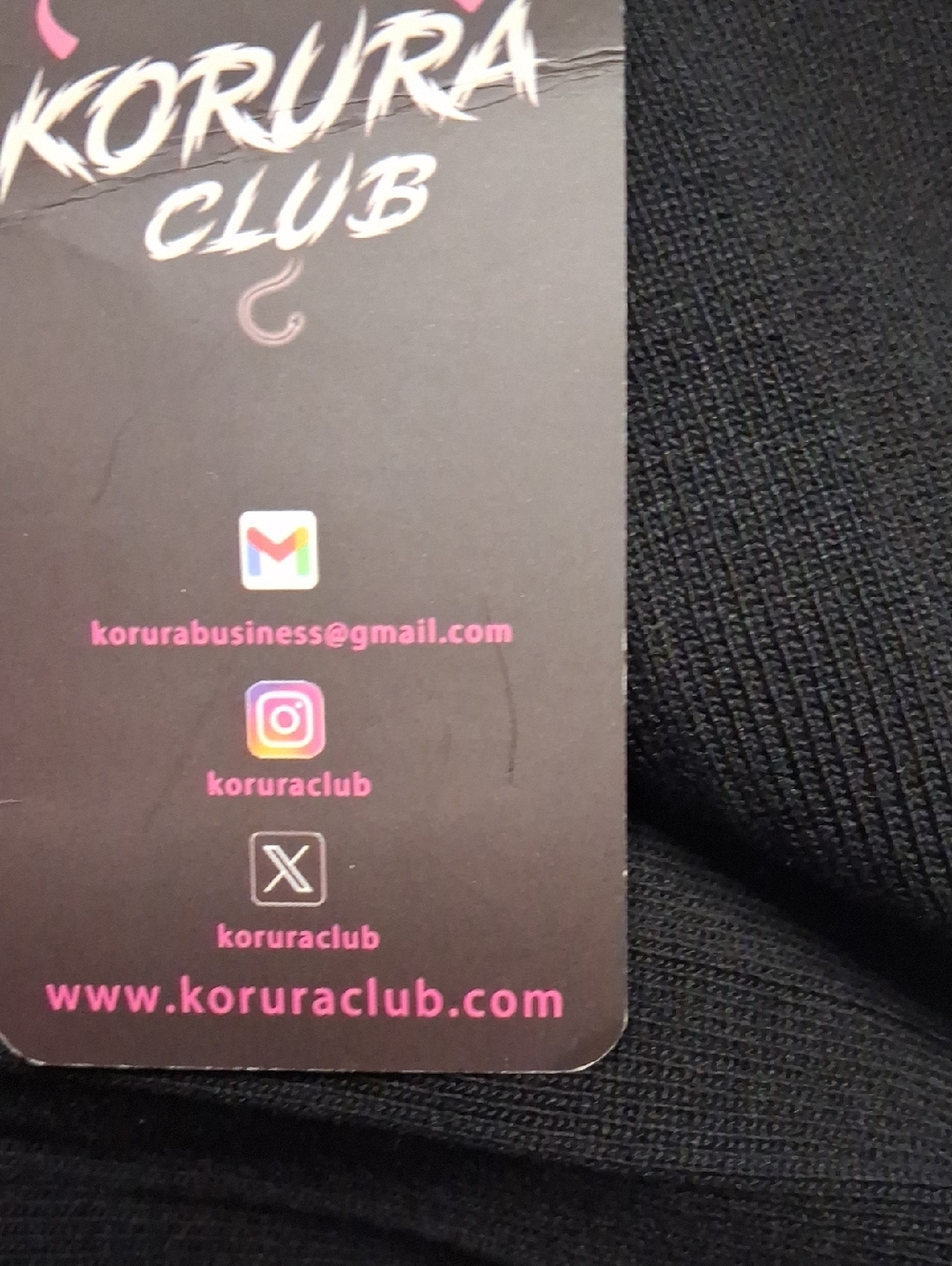 Korura sweater top